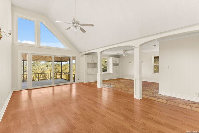 2040 Island View, Canyon Lake, TX 78133