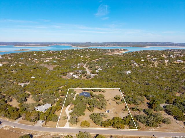 2040 Island View, Canyon Lake, TX 78133
