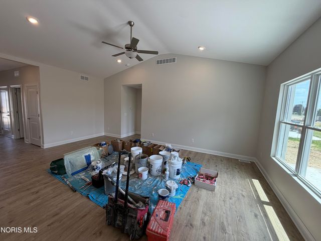 5040 Easton Drive, Oregon, OH 43616