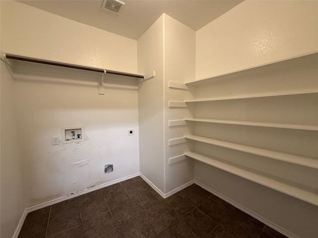 9884 Autumn Sage Drive, Fort Worth, TX 76108