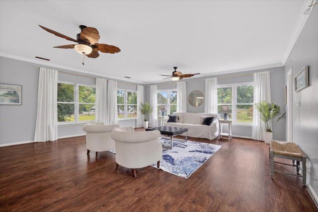 213 N Lemacks Street, Walterboro, SC 29488