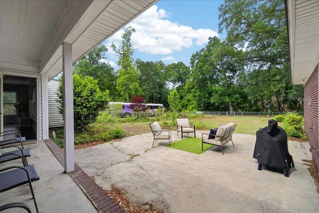 213 N Lemacks Street, Walterboro, SC 29488