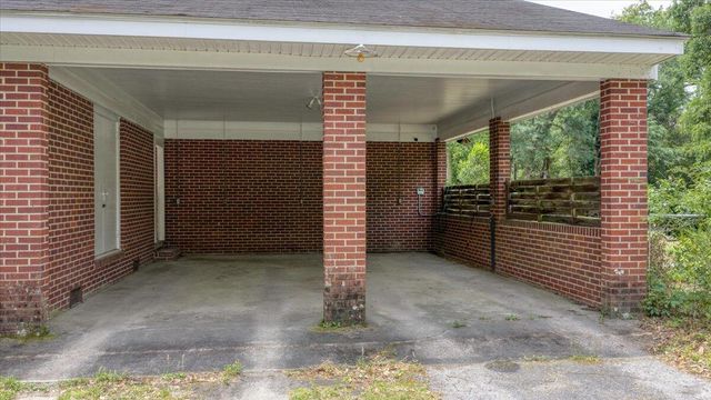 213 N Lemacks Street, Walterboro, SC 29488