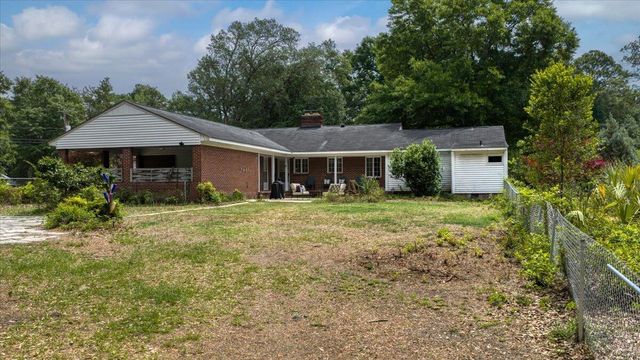 213 N Lemacks Street, Walterboro, SC 29488