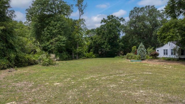 213 N Lemacks Street, Walterboro, SC 29488
