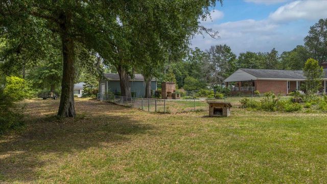 213 N Lemacks Street, Walterboro, SC 29488