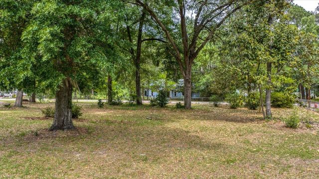 213 N Lemacks Street, Walterboro, SC 29488