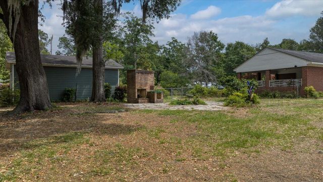 213 N Lemacks Street, Walterboro, SC 29488