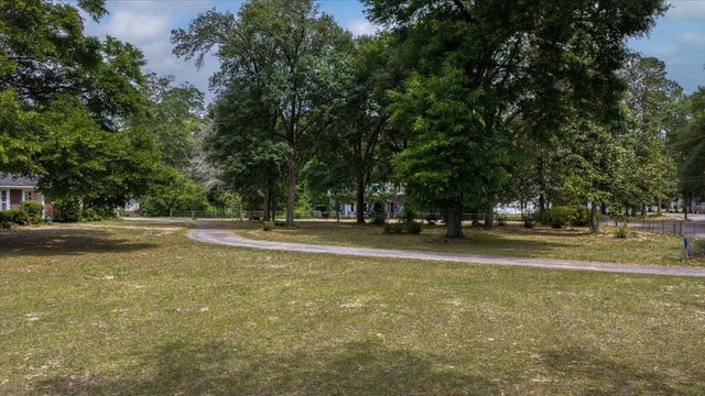 213 N Lemacks Street, Walterboro, SC 29488