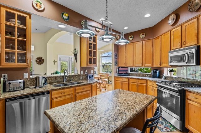 4749 ST ANDREWS ARCADE, Leesburg, FL 34748