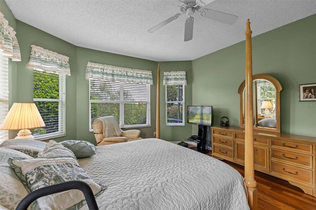 4749 ST ANDREWS ARCADE, Leesburg, FL 34748