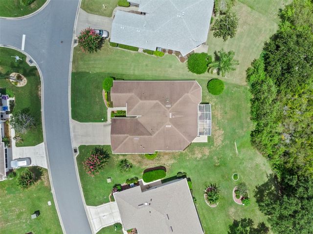 4749 ST ANDREWS ARCADE, Leesburg, FL 34748