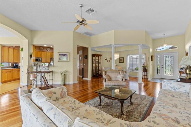 4749 ST ANDREWS ARCADE, Leesburg, FL 34748