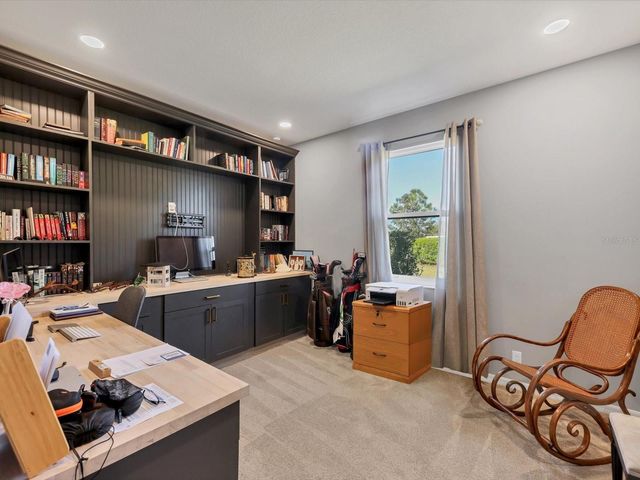 1041 BUTTERCUP GLEN, Bradenton, FL 34212