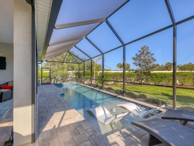 1041 BUTTERCUP GLEN, Bradenton, FL 34212