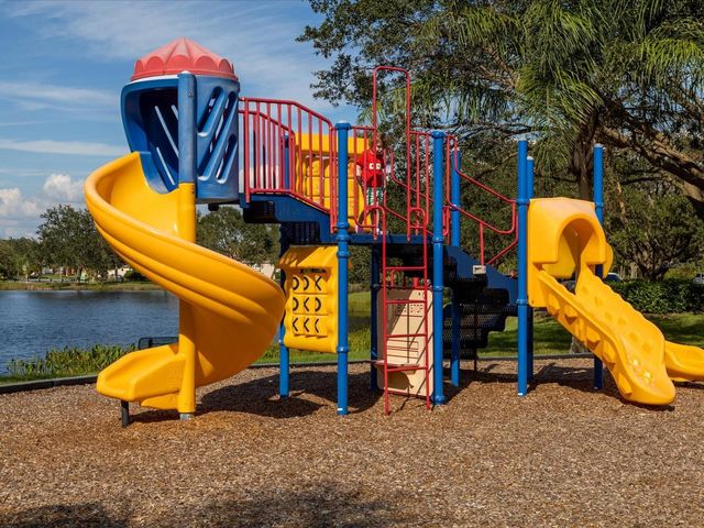 1041 BUTTERCUP GLEN, Bradenton, FL 34212