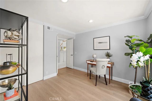 210 W Alton Avenue, Santa Ana, CA 92707