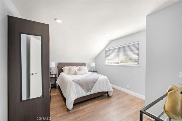 210 W Alton Avenue, Santa Ana, CA 92707