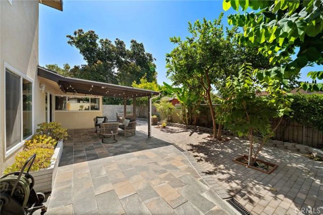 210 W Alton Avenue, Santa Ana, CA 92707