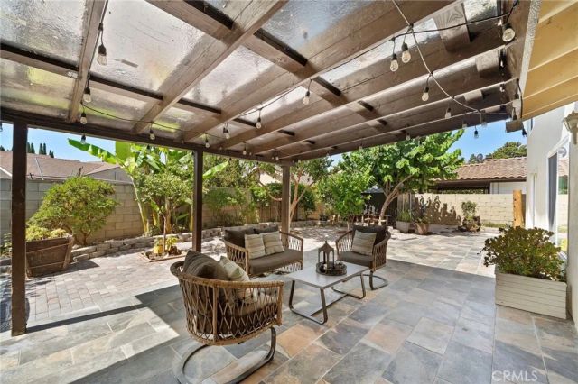 210 W Alton Avenue, Santa Ana, CA 92707