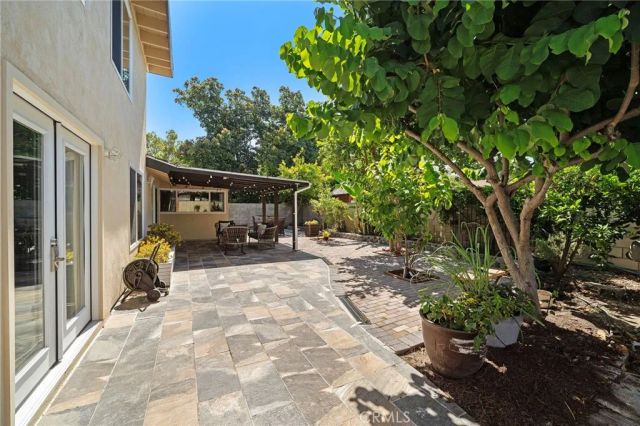 210 W Alton Avenue, Santa Ana, CA 92707