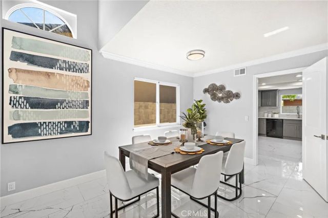 210 W Alton Avenue, Santa Ana, CA 92707