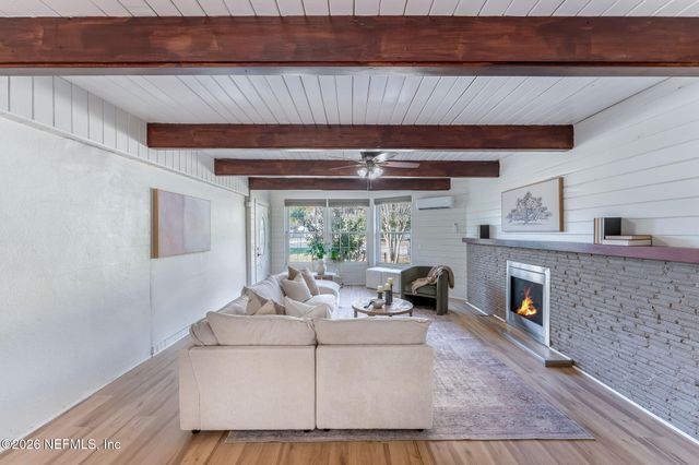 3955 PEACH Drive, Jacksonville, FL 32246