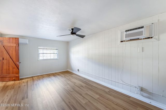 3955 PEACH Drive, Jacksonville, FL 32246