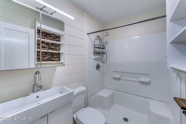 3955 PEACH Drive, Jacksonville, FL 32246