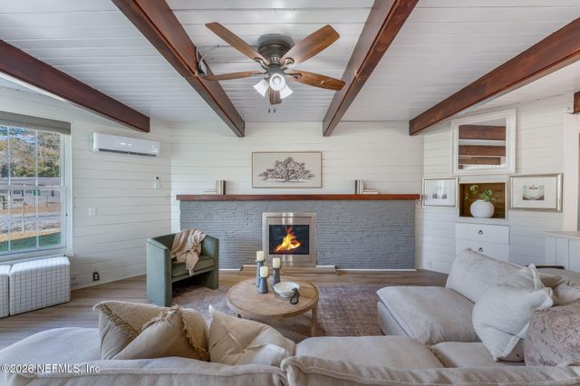 3955 PEACH Drive, Jacksonville, FL 32246