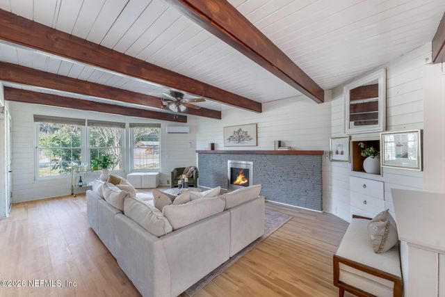 3955 PEACH Drive, Jacksonville, FL 32246