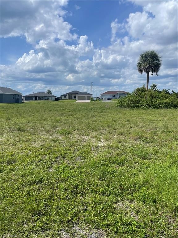 4107 NW 36th LN, Cape Coral, FL 33993