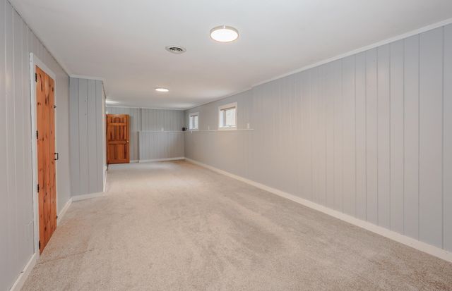 50 Edinburgh Drive, Bedford, NH 03110