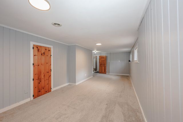 50 Edinburgh Drive, Bedford, NH 03110