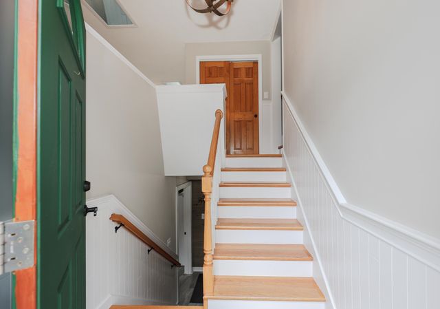 50 Edinburgh Drive, Bedford, NH 03110