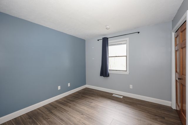 50 Edinburgh Drive, Bedford, NH 03110