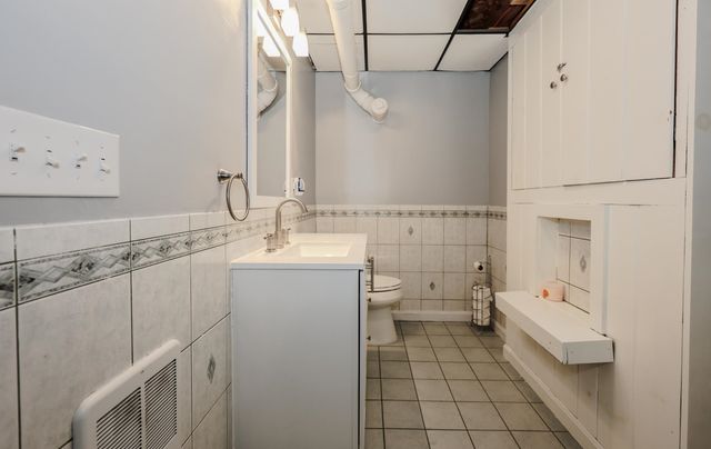 50 Edinburgh Drive, Bedford, NH 03110