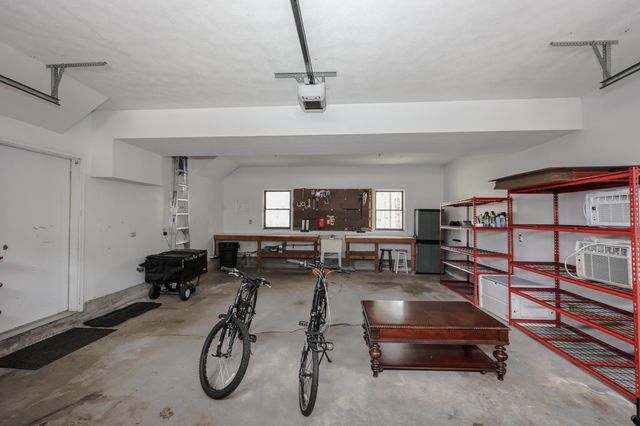 50 Edinburgh Drive, Bedford, NH 03110