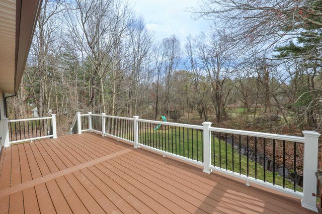 50 Edinburgh Drive, Bedford, NH 03110