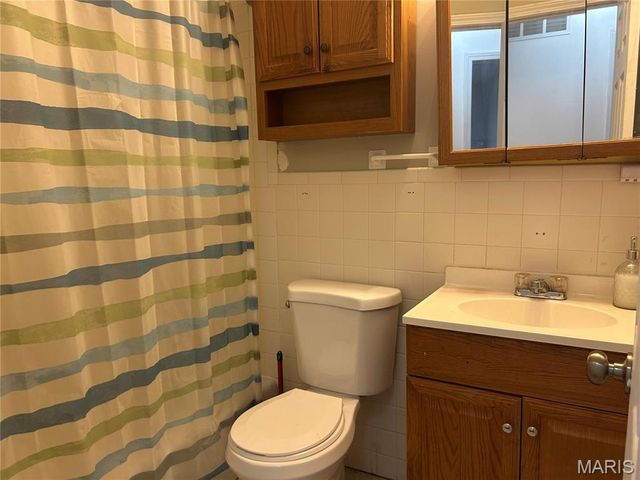 2231 Rosegarden Drive, St Louis, MO 63125