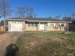 2231 Rosegarden Drive, St Louis, MO 63125