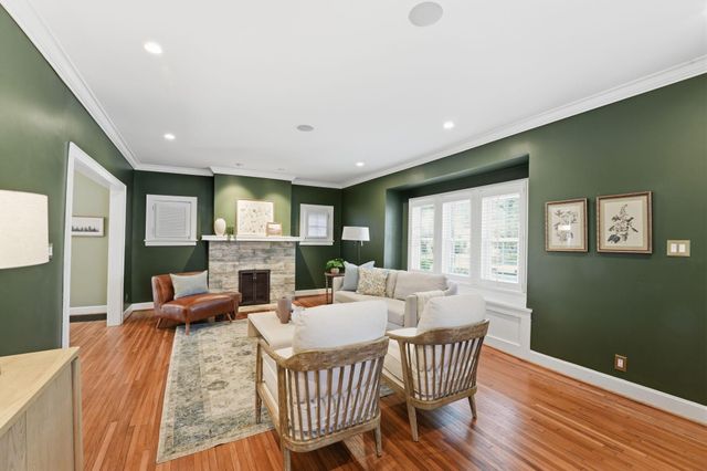 1230 Glenn Avenue, Grandview, OH 43212