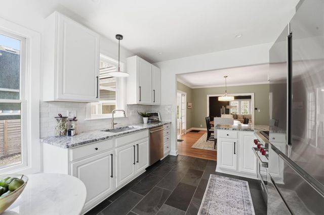 1230 Glenn Avenue, Grandview, OH 43212