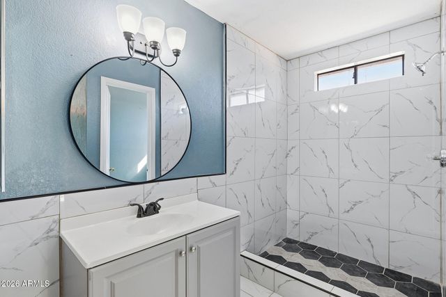 6145 W MCKINLEY Street, Phoenix, AZ 85043