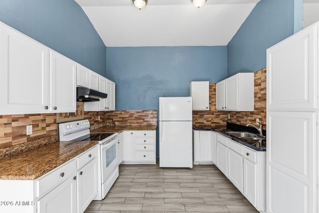 6145 W MCKINLEY Street, Phoenix, AZ 85043