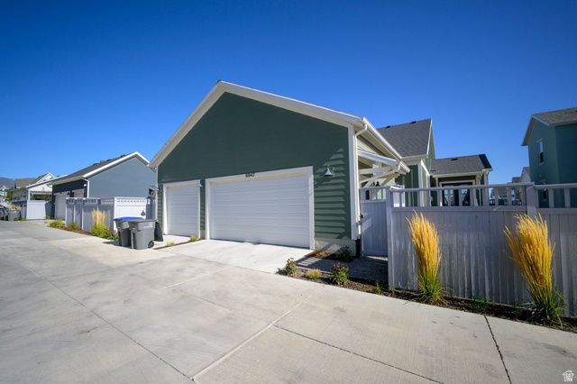 6947 W GRANBURY DR, South Jordan, UT 84009