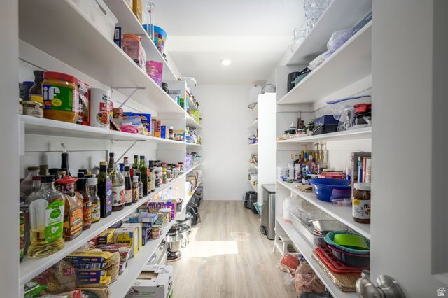 6947 W GRANBURY DR, South Jordan, UT 84009