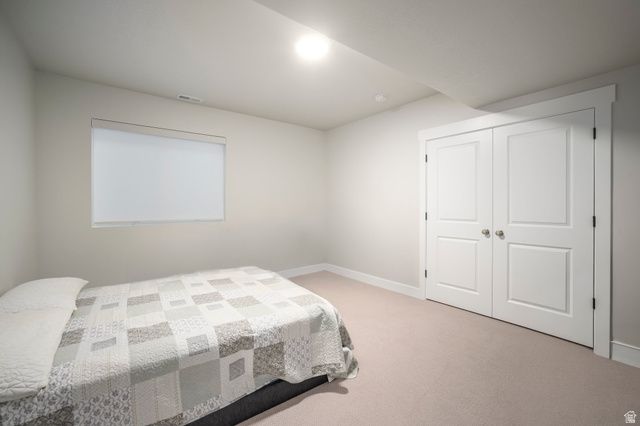 6947 W GRANBURY DR, South Jordan, UT 84009
