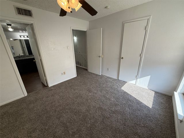 422 W 4th Street, Kennedale, TX 76060