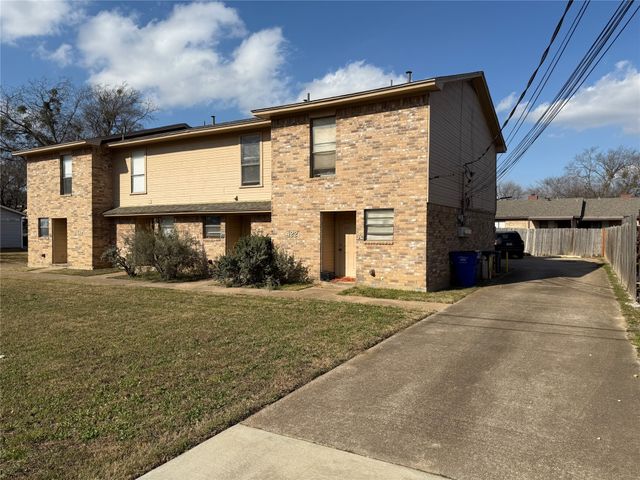 422 W 4th Street, Kennedale, TX 76060
